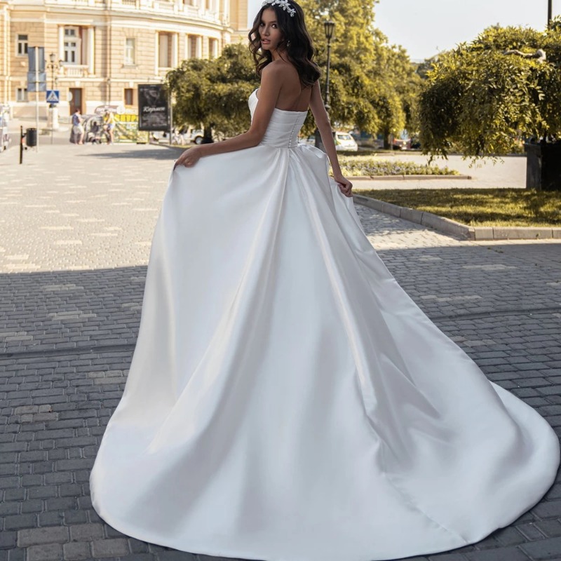 Abito da sposa leggero in raso - Photography Natural Lighting Basics recensione e prezzo