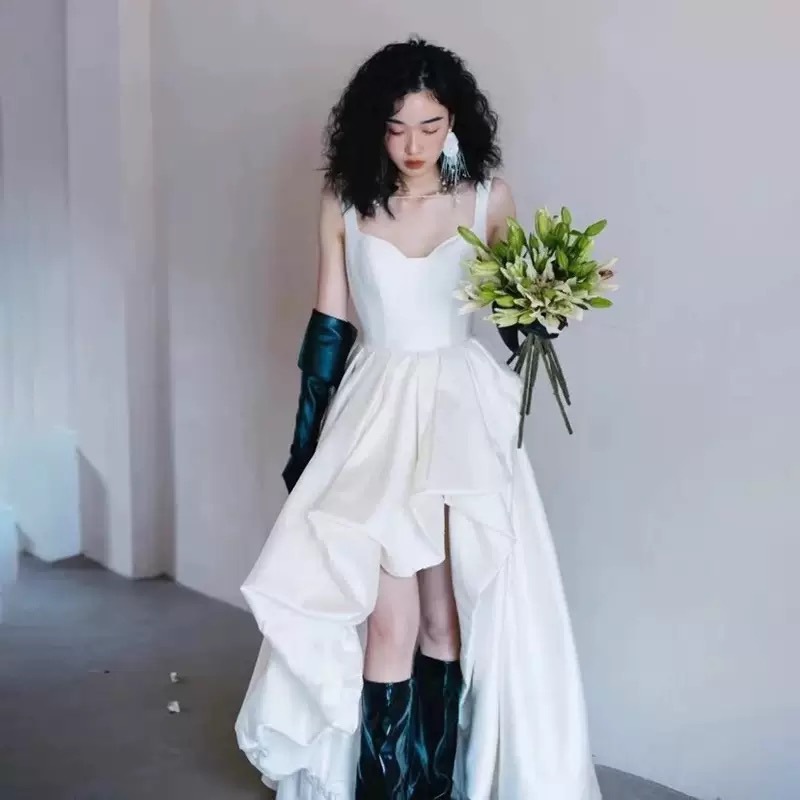 Abito da sposa corto con cintu - Photography Natural Lighting Basics recensione e prezzo
