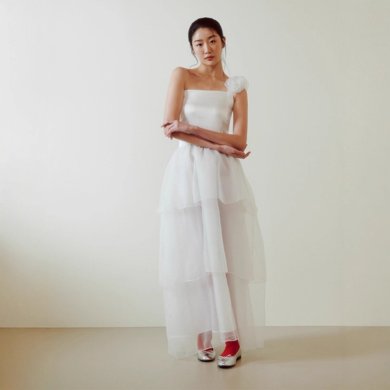 Abito da Sposa Minimalista Mon - Photography Natural Lighting Basics recensione e prezzo