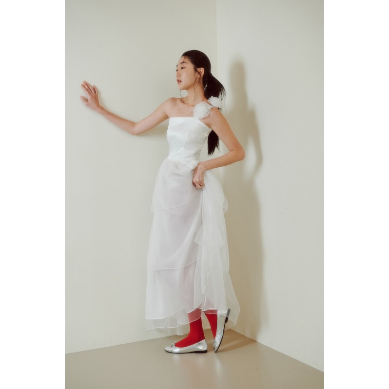 Abito da Sposa Minimalista Mon - Photography Natural Lighting Basics recensione e prezzo
