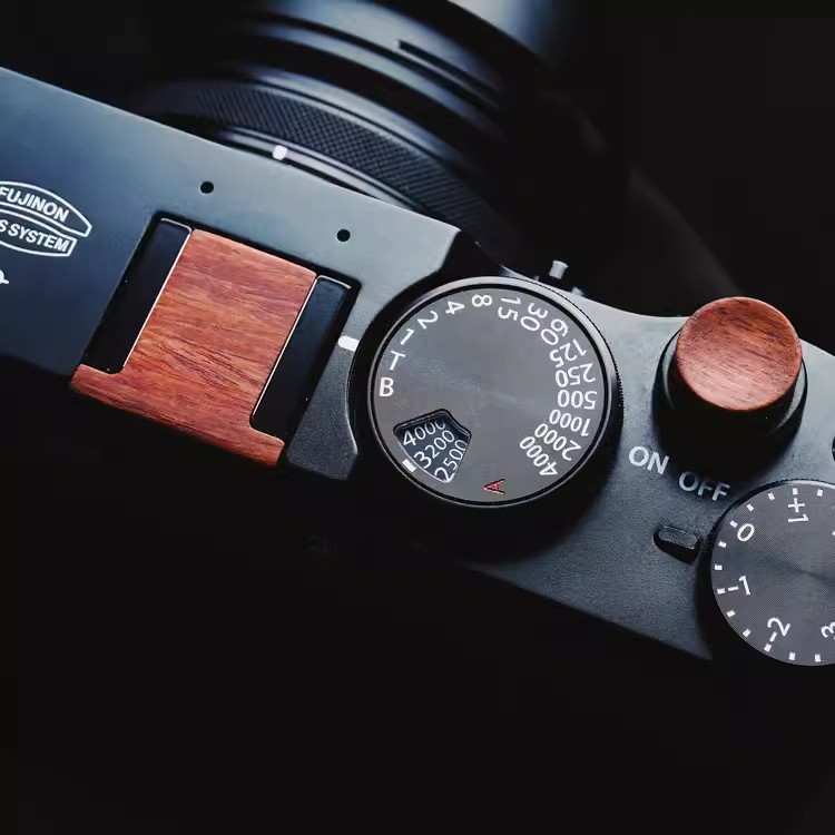 Pulsante di rilascio dell'ottu - Fujifilm Camera X-T30 Ii recensione e prezzo